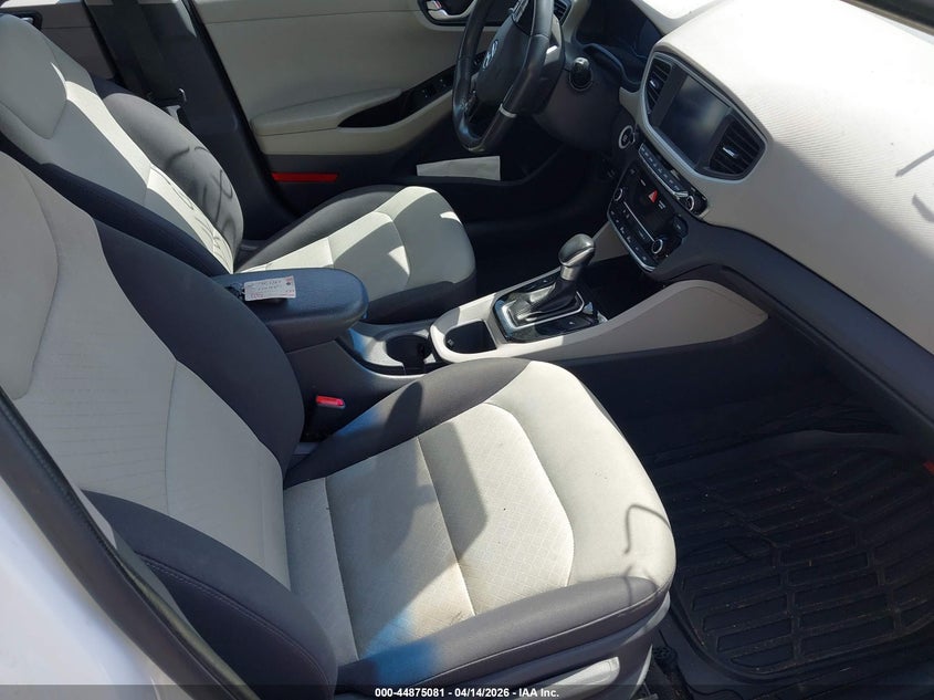 2017 Hyundai Ioniq Hybrid Sel