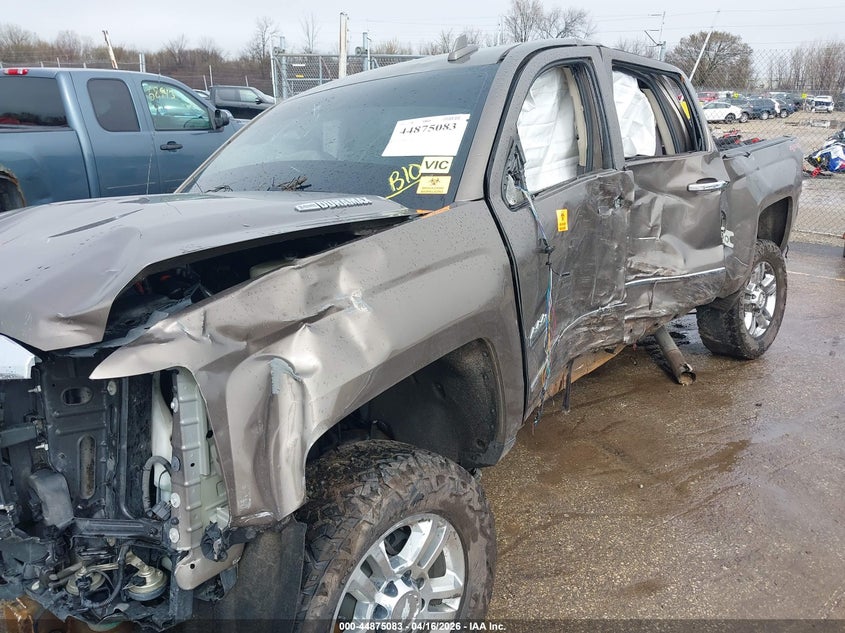 2015 Chevrolet Silverado 6.6 2500Hd High Country grey Lot 111044875083 Vin 1GC1KXE86FF522076
