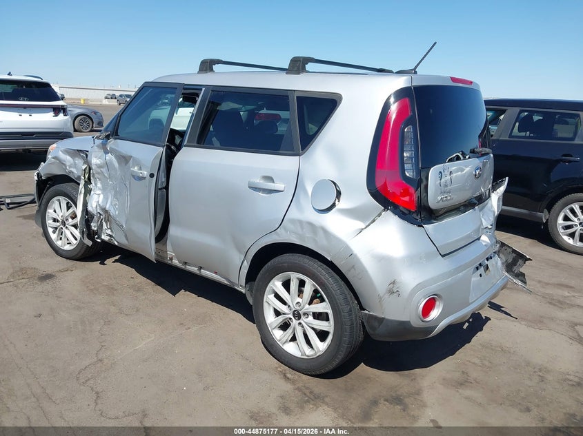 2018 Kia Soul + VIN: KNDJP3A52J7527946 Lot: 44875177