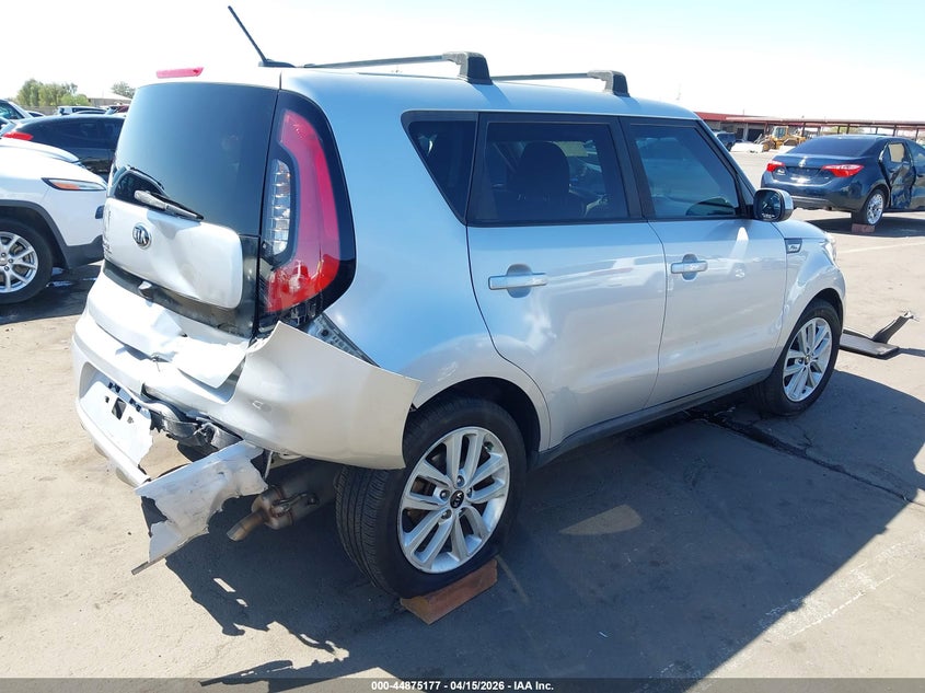 2018 Kia Soul + VIN: KNDJP3A52J7527946 Lot: 44875177