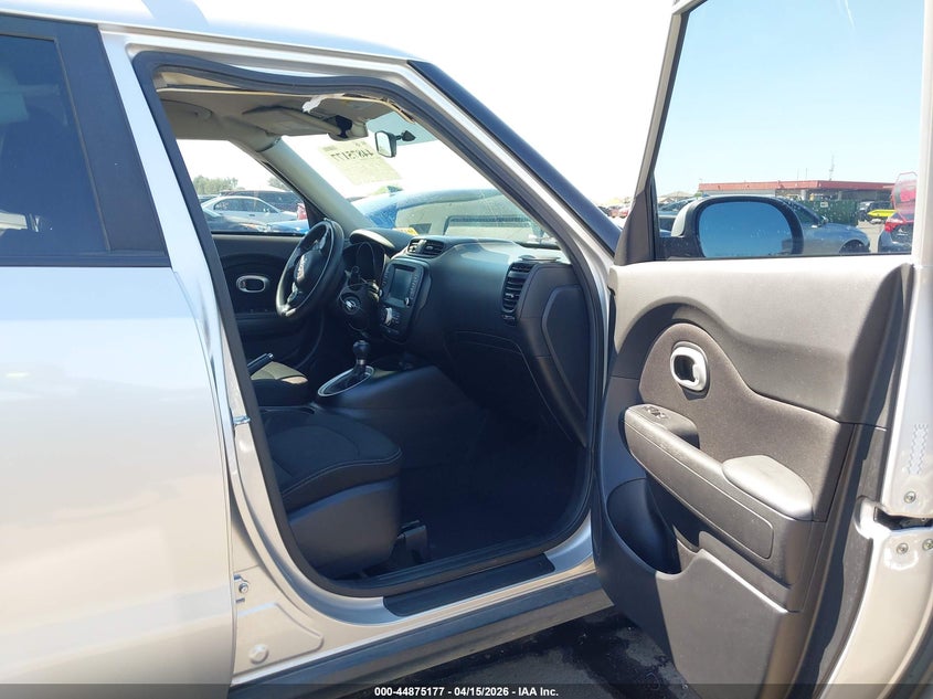 2018 Kia Soul + VIN: KNDJP3A52J7527946 Lot: 44875177