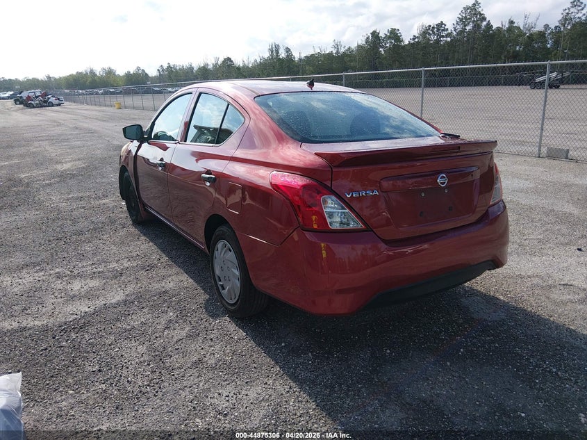 2018 Nissan Versa 1.6 S+