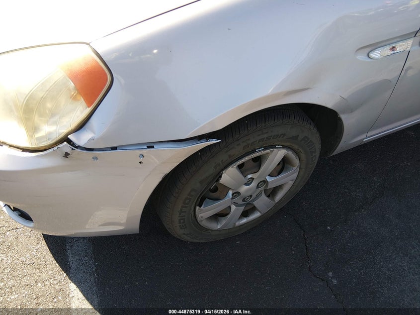 2007 Hyundai Accent Gls VIN: KMHCN46C77U117810 Lot: 44875319