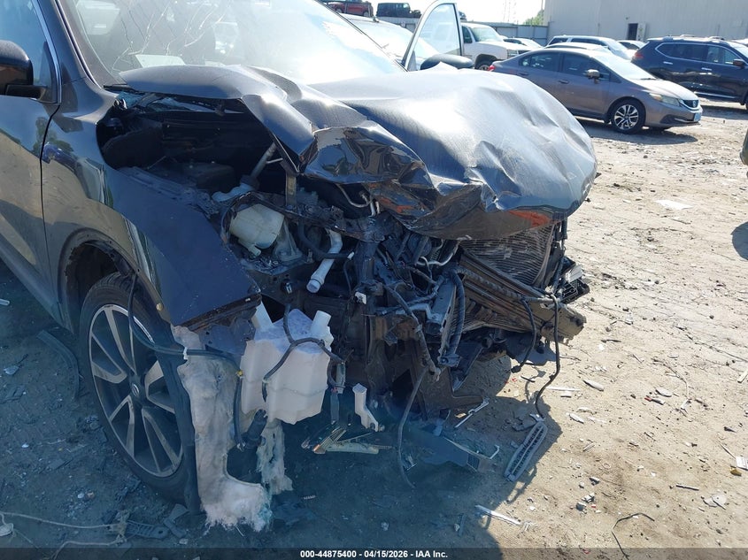 2017 Nissan Rogue Sport Sl VIN: JN1BJ1CR5HW144161 Lot: 44875400