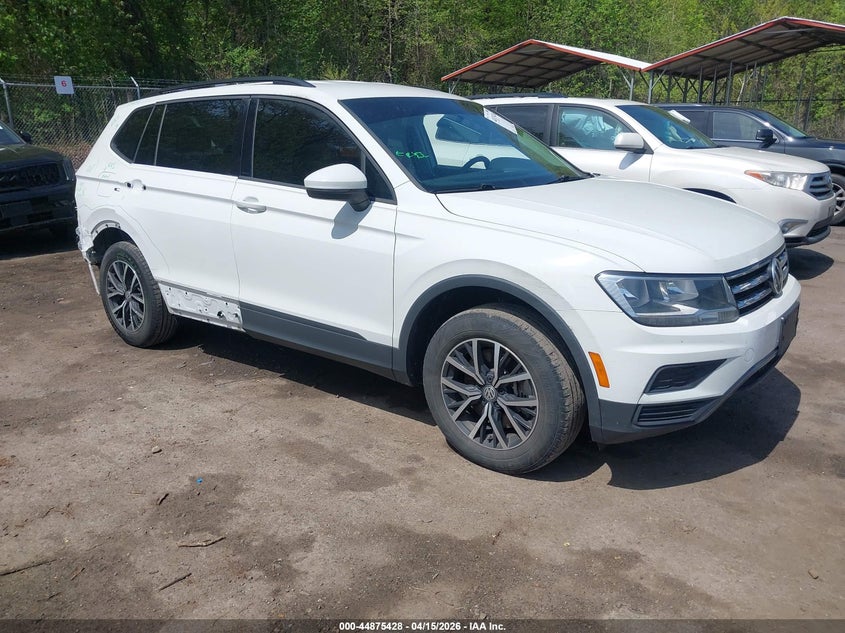 VOLKSWAGEN TIGUAN 2021. Lot# 44875428. VIN 3VV0B7AX4MM011120. Photo 1