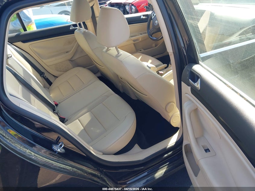 2010 Volkswagen Jetta Tdi VIN: 3VWTL7AJ2AM672321 Lot: 44875437