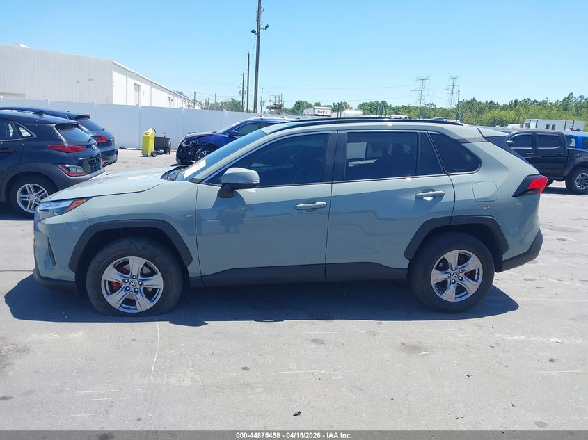 2023 Toyota Rav4 Xle VIN: 2T3W1RFVXPW270616 Lot: 44875458