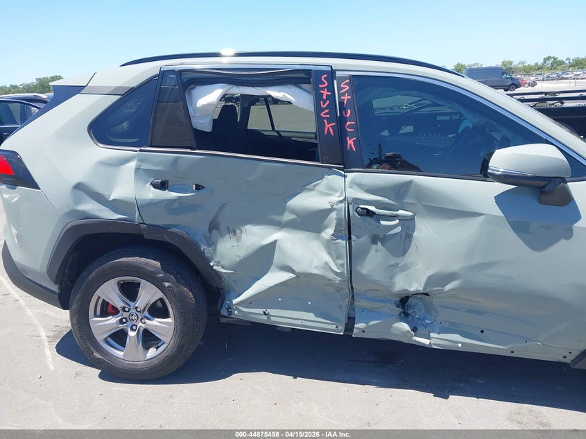 2023 Toyota Rav4 Xle VIN: 2T3W1RFVXPW270616 Lot: 44875458