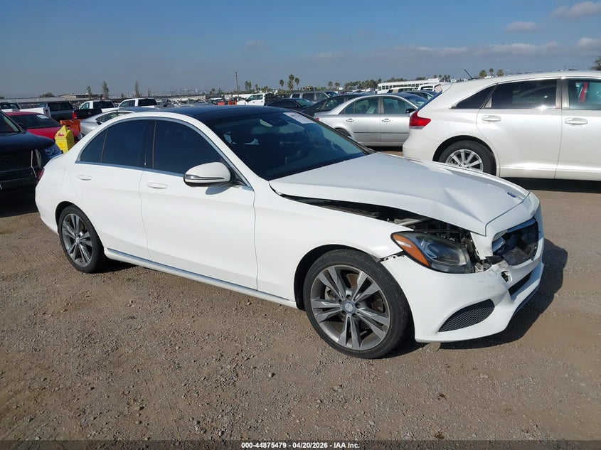 2016 Mercedes-Benz C 300 Luxury