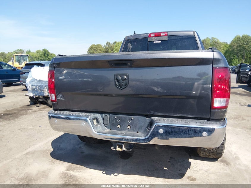 2018 Ram 1500 Big Horn 4X4 6'4 Box VIN: 1C6RR7GG8JS310869 Lot: 44875504