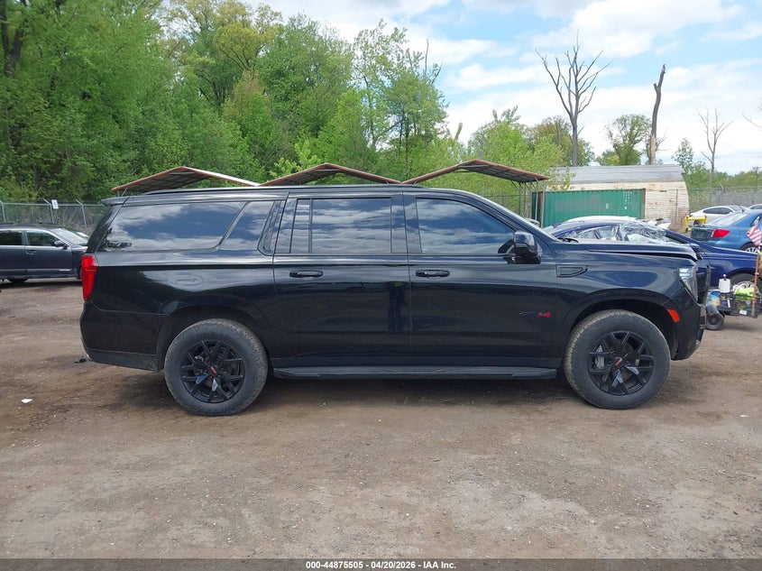 2022 GMC Yukon Xl 4Wd At4 VIN: 1GKS2HKLXNR238812 Lot: 44875505