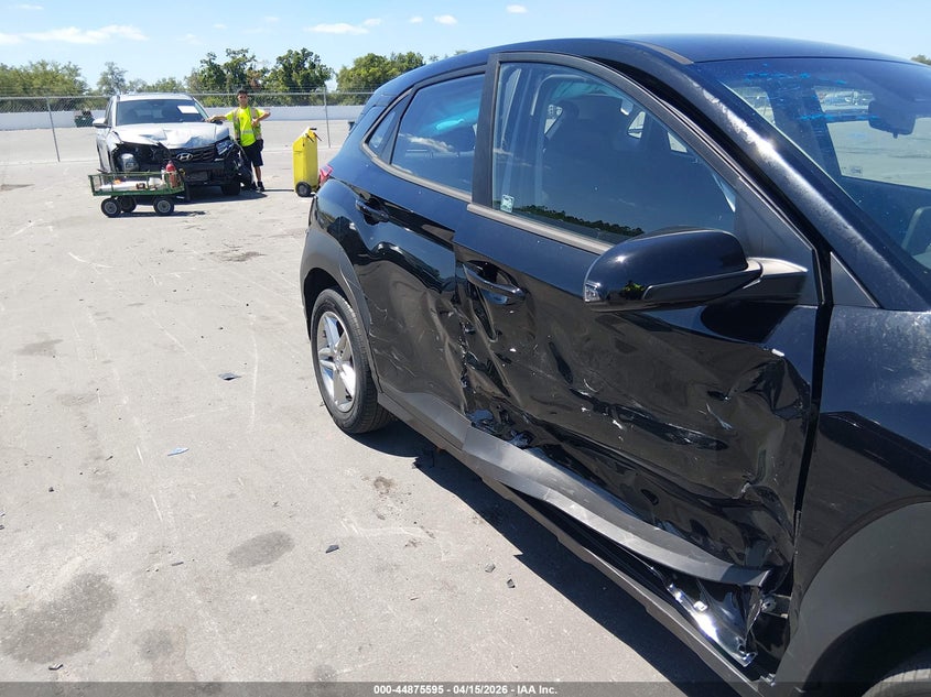 2023 Hyundai Kona Se VIN: KM8K22AB8PU021059 Lot: 44875595