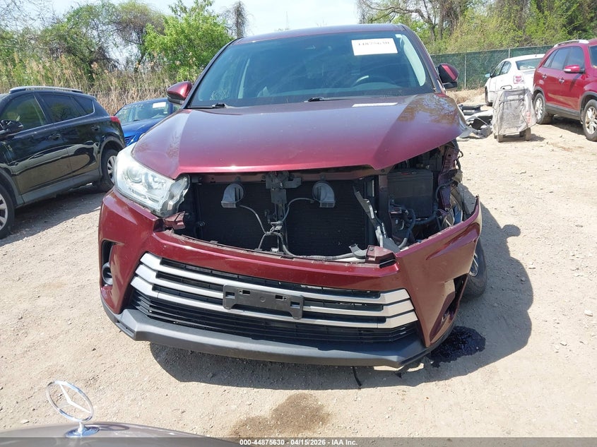 2017 Toyota Highlander Le VIN: 5TDBZRFH5HS464653 Lot: 44875630