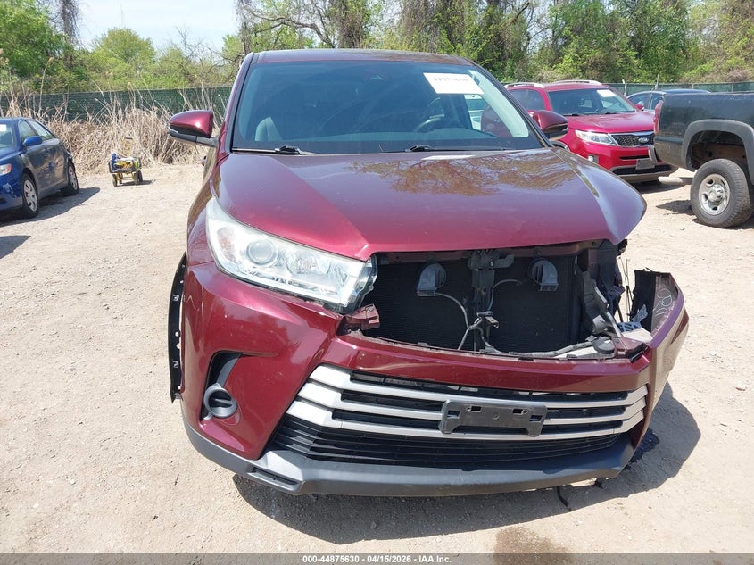 2017 Toyota Highlander Le VIN: 5TDBZRFH5HS464653 Lot: 44875630