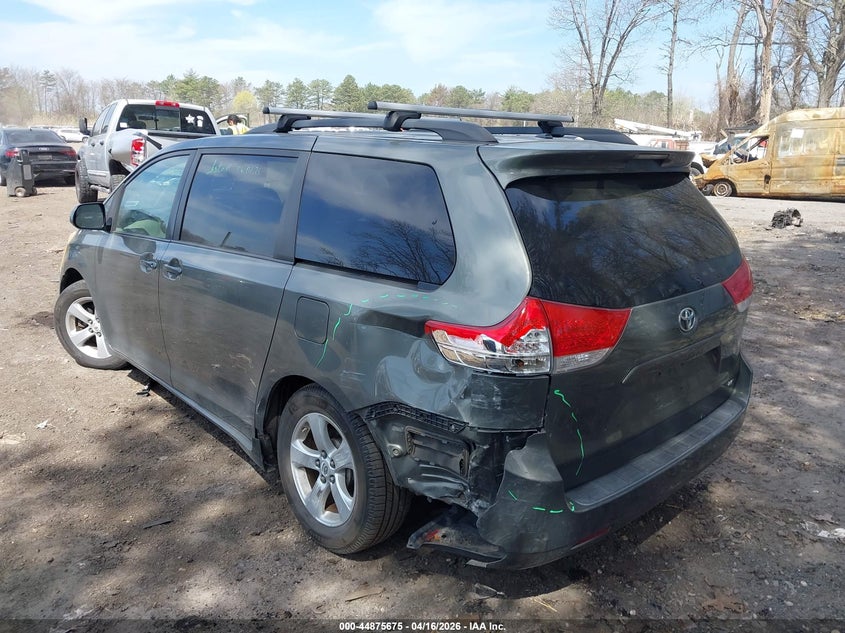 2011 Toyota Sienna Le V6
