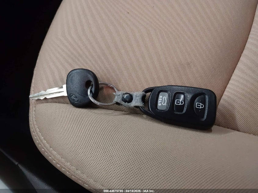 2013 Hyundai Elantra Gls/Limited VIN: 5NPDH4AE9DH222461 Lot: 44875755