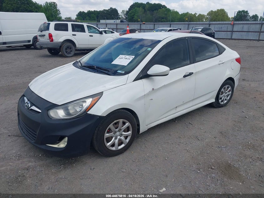 2013 Hyundai Accent 1.6 Gls white Lot 111044875816 Vin KMHCT4AEXDU444146