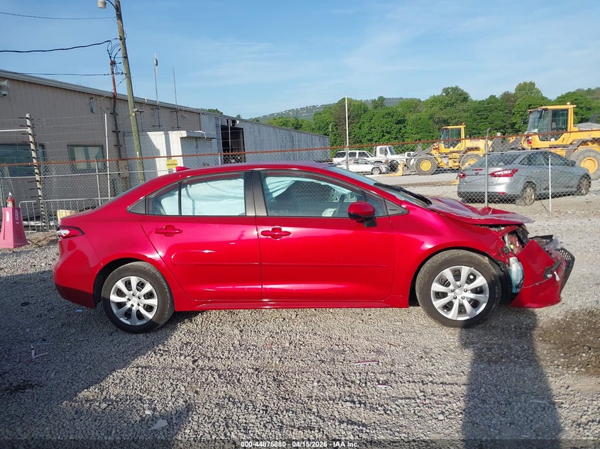 2021 Toyota Corolla Le VIN: 5YFEPMAE5MP196256 Lot: 44875880
