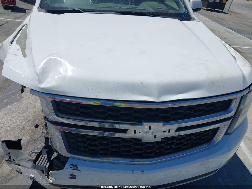 2015 Chevrolet Express 5.3 Suburban 1500 Lt white Lot 111044875887 Vin 1GNSCJKC0FR594971