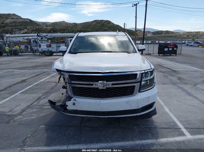2015 Chevrolet Express 5.3 Suburban 1500 Lt white Lot 111044875887 Vin 1GNSCJKC0FR594971