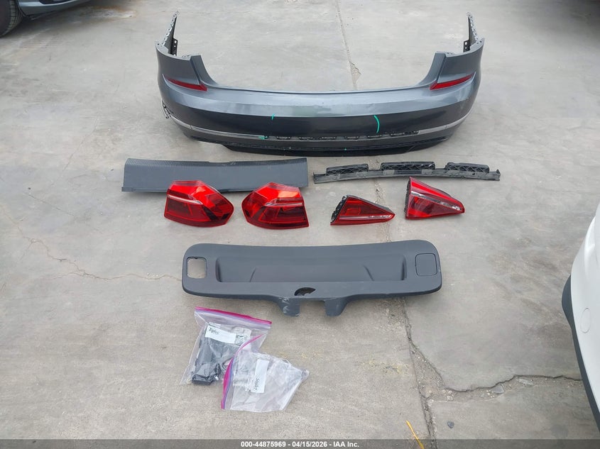 2017 Volkswagen Passat 1.8T R-Line VIN: 1VWDT7A3XHC048803 Lot: 44875969