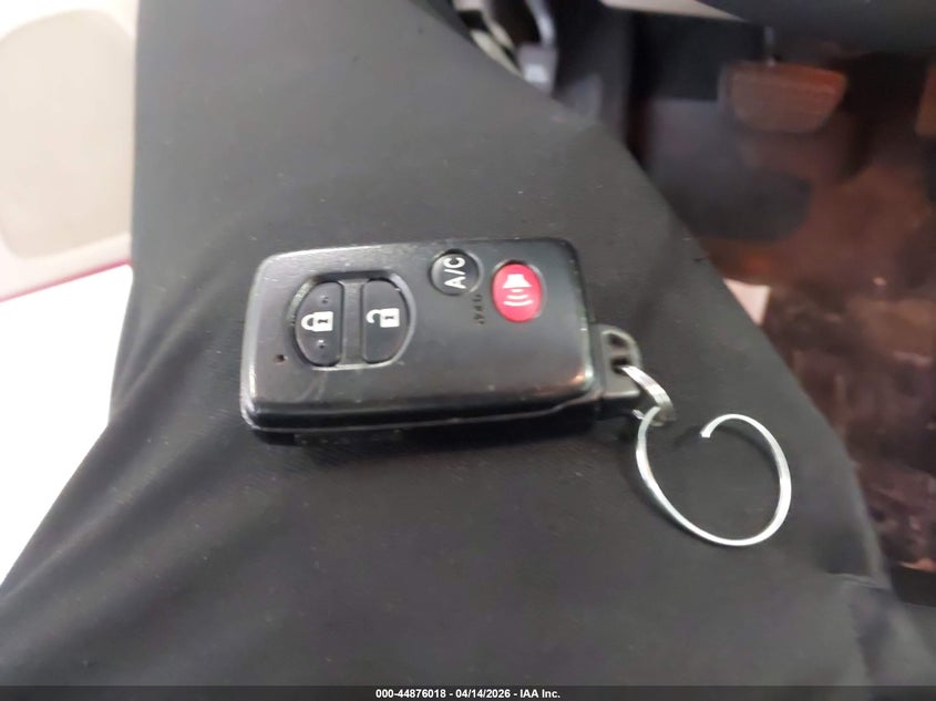 2013 Toyota Prius Three VIN: JTDKN3DU9D5614174 Lot: 44876018