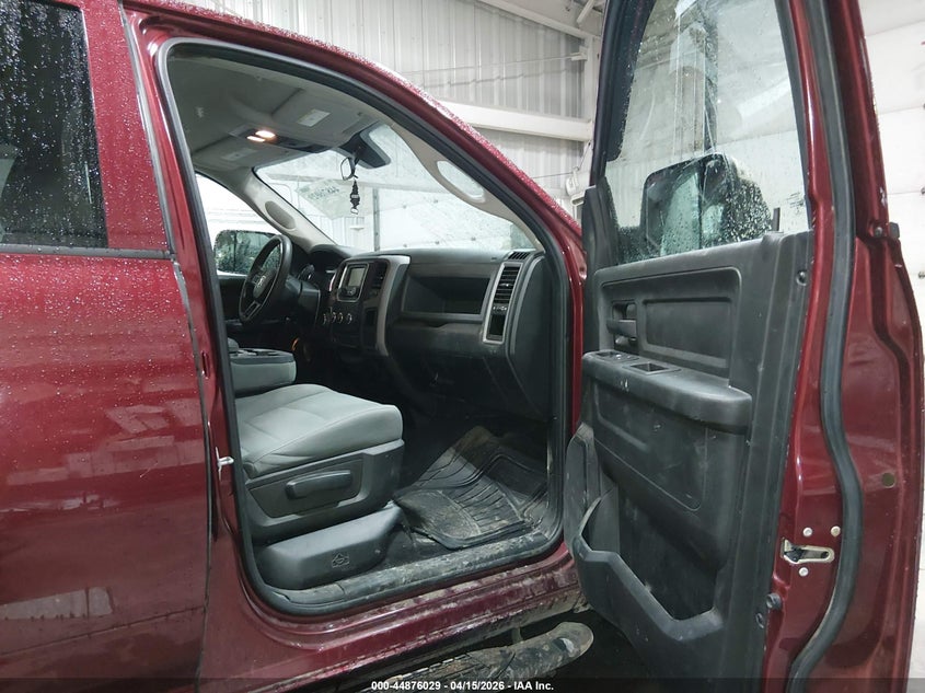 2019 Ram 1500 Classic Express 4X4 6'4 Box