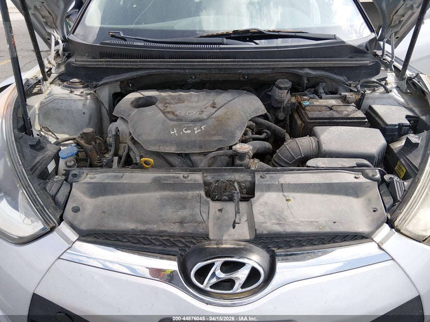 2015 Hyundai Veloster VIN: KMHTC6ADXFU229484 Lot: 44876045