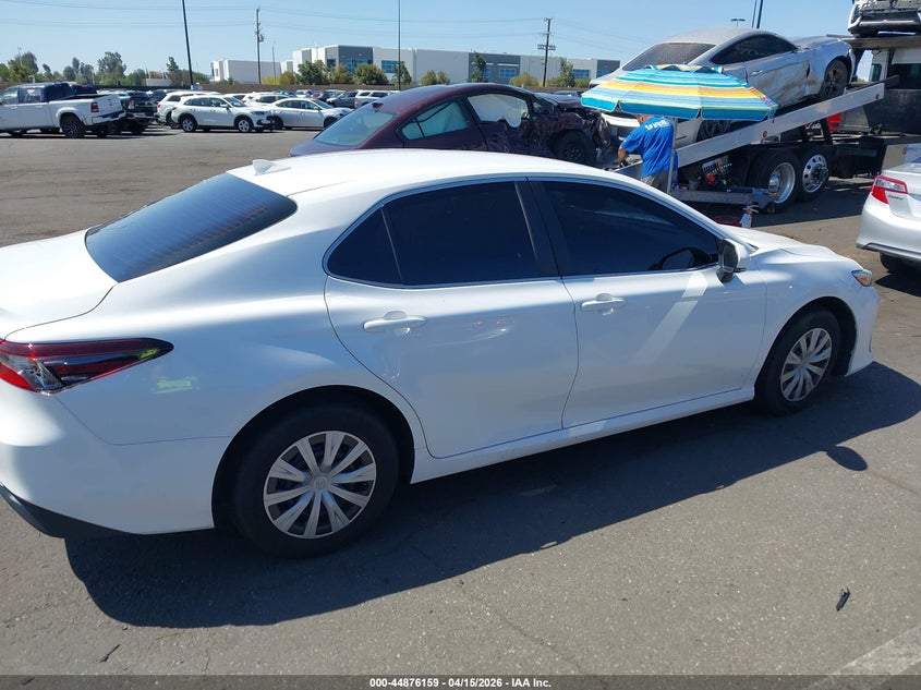 2024 Toyota Camry Hybrid Le VIN: 4T1C31AK9RU626416 Lot: 44876159