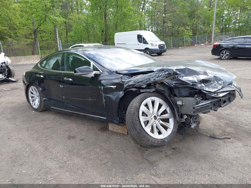 TESLA MODEL S 2018. Lot# 44876161. VIN 5YJSA1E23JF295149. Photo 1