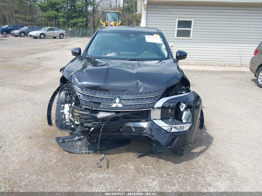 2024 Mitsubishi Outlander Se 2.5 S-Awc/Se Black Edition S-Awc/Se Black Edition W/Pano Roof S-Awc/Se Ralliart S-Awc VIN: JA4J4VA83RZ030252 Lot: 44876171