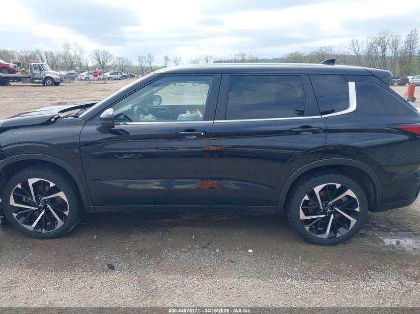 2024 Mitsubishi Outlander Se 2.5 S-Awc/Se Black Edition S-Awc/Se Black Edition W/Pano Roof S-Awc/Se Ralliart S-Awc VIN: JA4J4VA83RZ030252 Lot: 44876171
