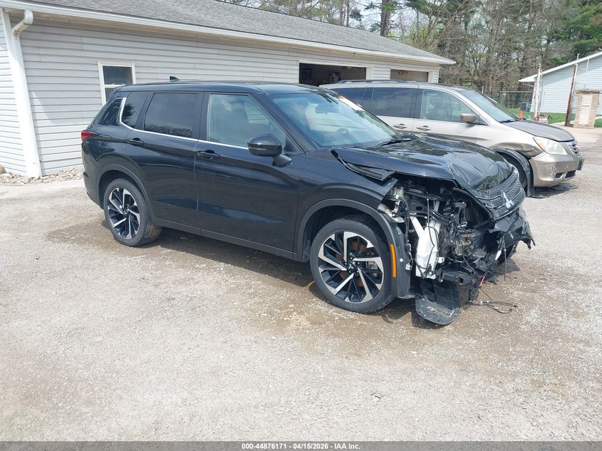 2024 Mitsubishi Outlander Se 2.5 S-Awc/Se Black Edition S-Awc/Se Black Edition W/Pano Roof S-Awc/Se Ralliart S-Awc VIN: JA4J4VA83RZ030252 Lot: 44876171