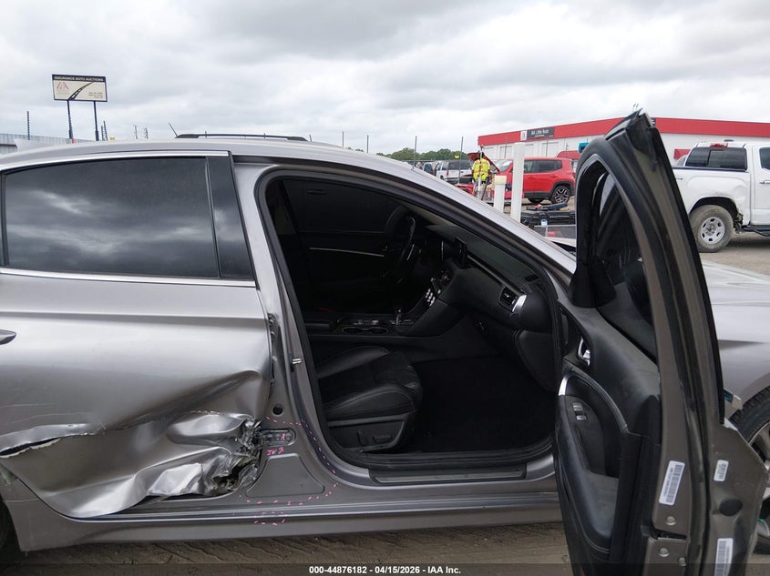 2022 GENESIS G70 auction photo 5