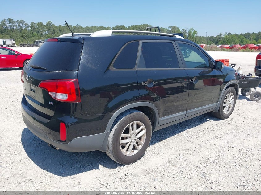 2015 Kia Sorento Lx V6 VIN: 5XYKT4A7XFG589807 Lot: 44876186
