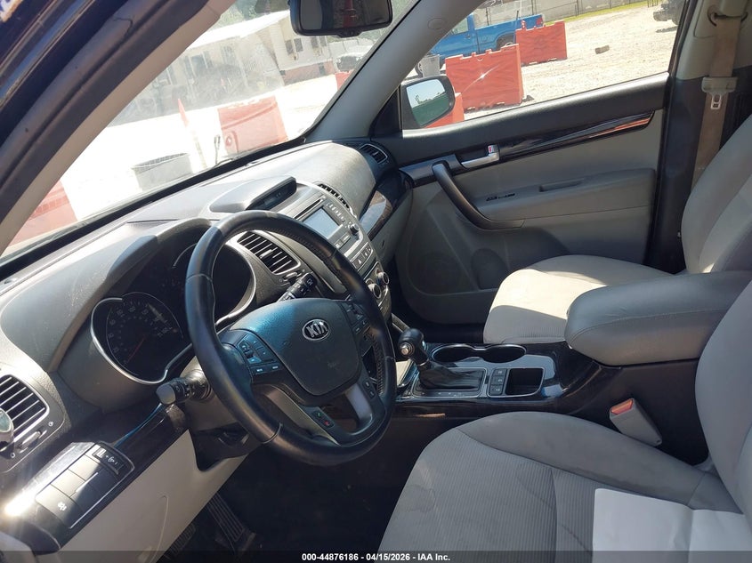 2015 Kia Sorento Lx V6 VIN: 5XYKT4A7XFG589807 Lot: 44876186