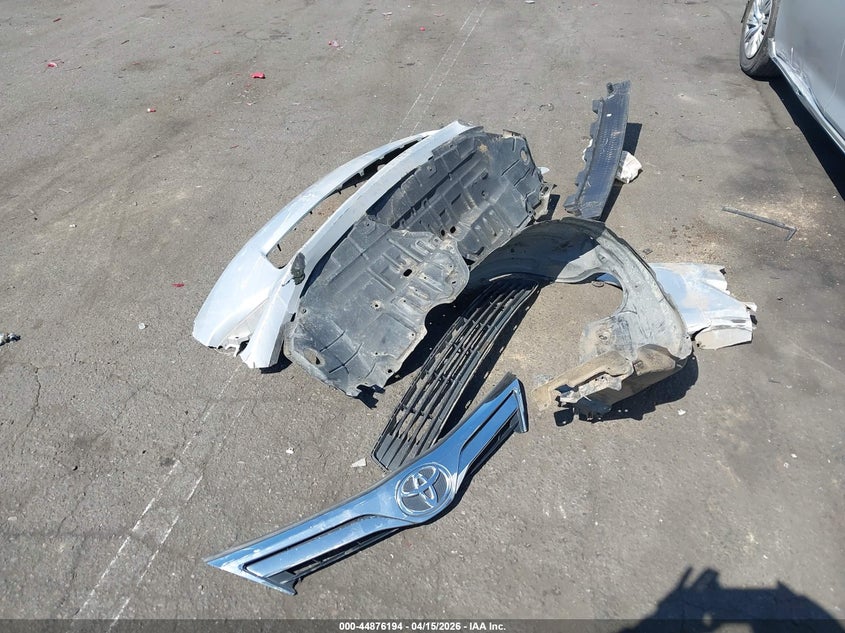 2014 Toyota Camry Le VIN: 4T4BF1FK1ER442941 Lot: 44876194