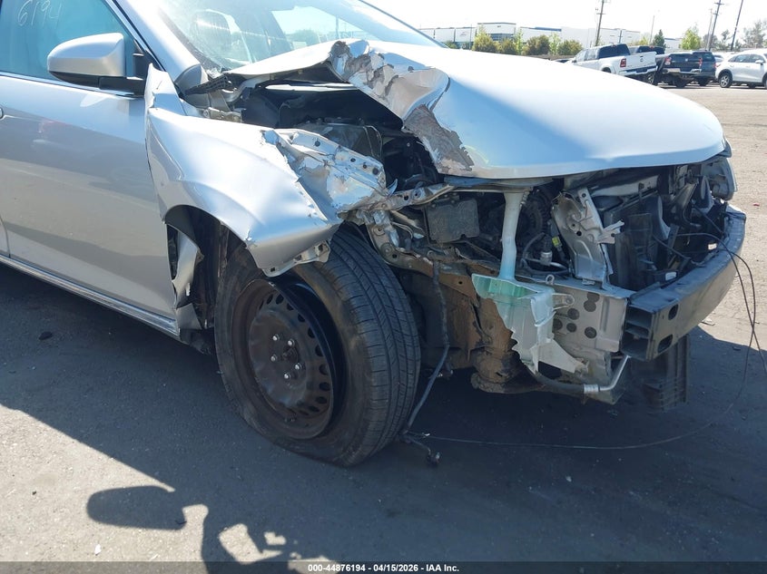 2014 Toyota Camry Le VIN: 4T4BF1FK1ER442941 Lot: 44876194