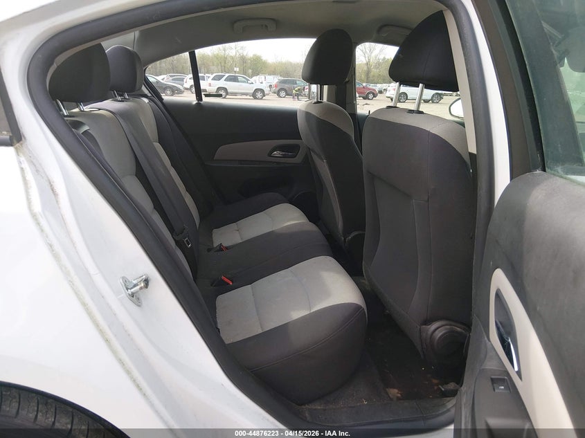 2015 Chevrolet Cruze Ls Auto VIN: 1G1PA5SG4F7231995 Lot: 44876223