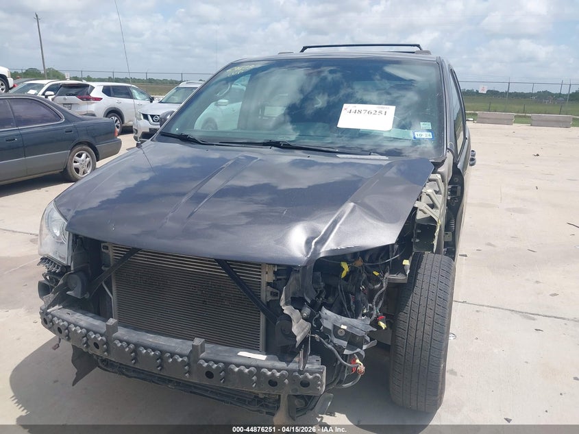 2019 Dodge Grand Caravan Sxt VIN: 2C4RDGCG3KR775852 Lot: 44876251