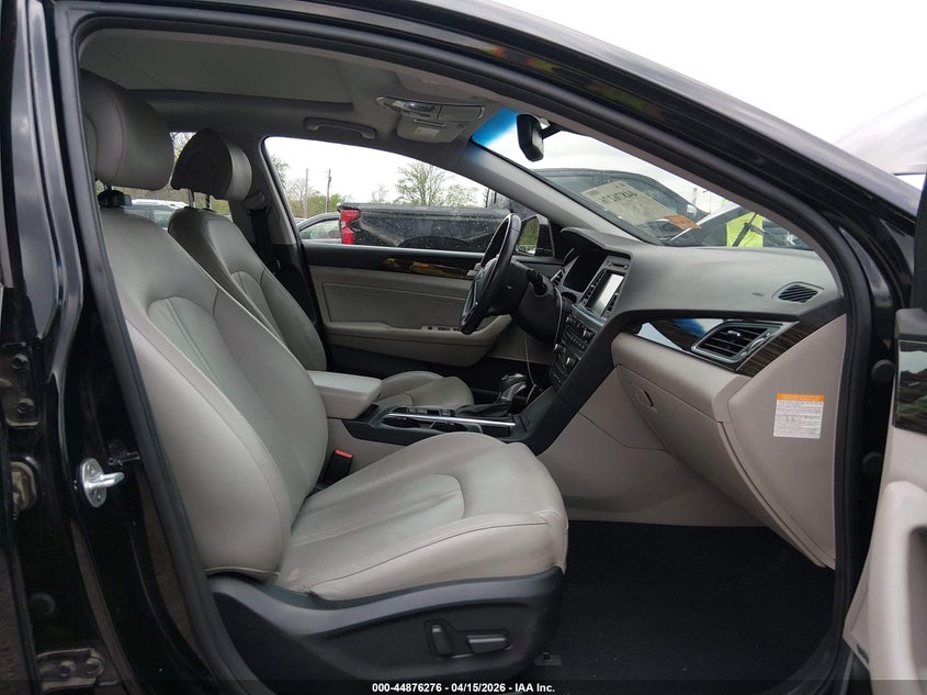 2017 Hyundai Sonata Hybrid Limited VIN: KMHE34L18HA051854 Lot: 44876276