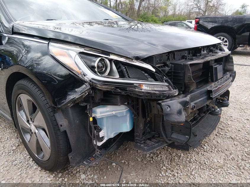 2017 Hyundai Sonata Hybrid Limited VIN: KMHE34L18HA051854 Lot: 44876276