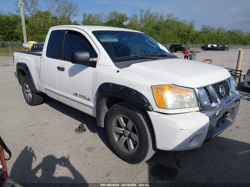 2011 Nissan Titan Sv