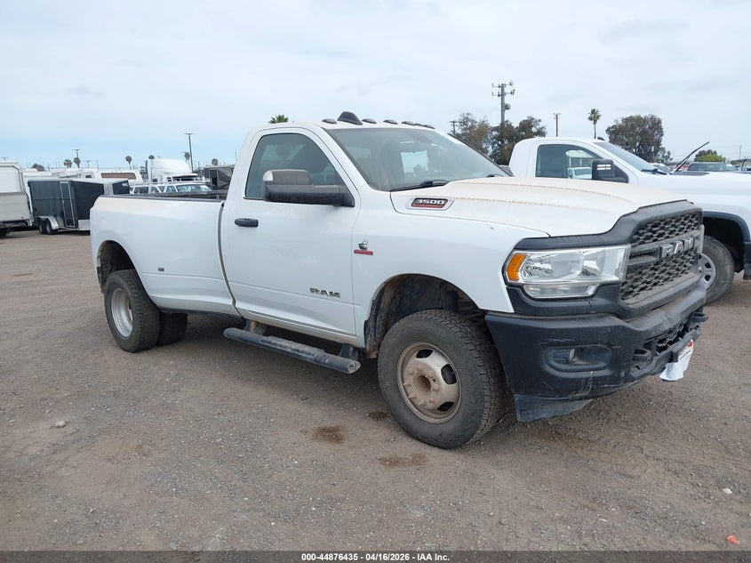 2022 Ram 3500 Tradesman 4X4 8' Box