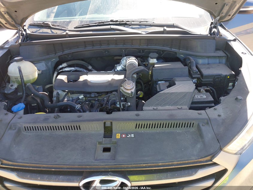 2016 Hyundai Tucson Sport VIN: KM8J33A21GU120451 Lot: 44876439