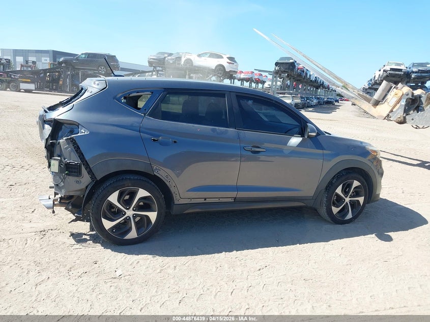 2016 Hyundai Tucson Sport VIN: KM8J33A21GU120451 Lot: 44876439