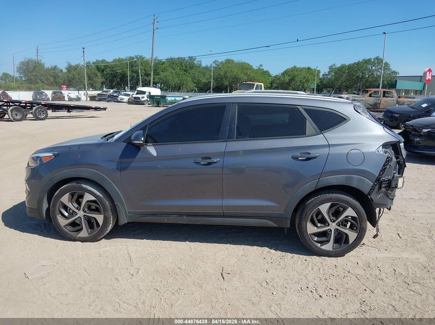 2016 Hyundai Tucson Sport VIN: KM8J33A21GU120451 Lot: 44876439