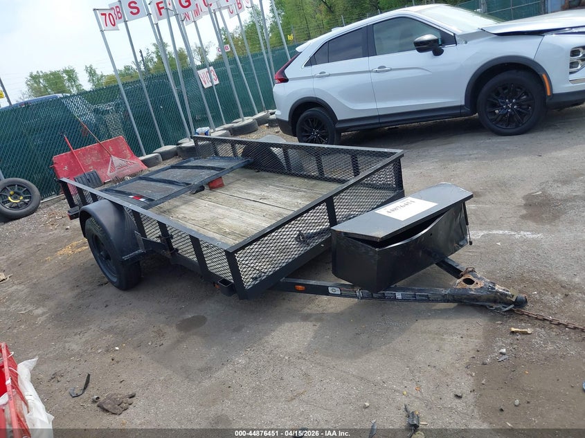 2010 Carry-On Trailer 10' Trailer