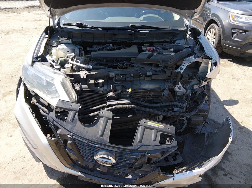 2017 Nissan Rogue Sv VIN: JN8AT2MV5HW016074 Lot: 44876570