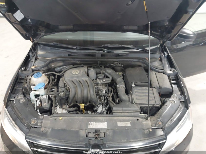 2015 Volkswagen Jetta 2.0L S VIN: 3VW2K7AJ0FM358012 Lot: 44876590